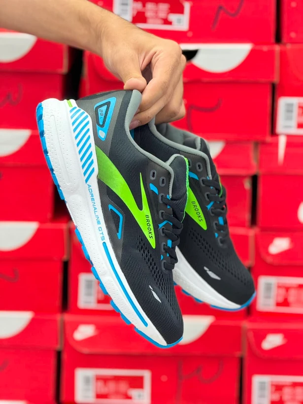 کتونی رانینگ بروکس آدرنالین۲۳ مسترکوالیتی/Brooks Adrenaline۲۳/ساخت ویتنام وارداتی/سایز۳۶الی ۴۵/ فروش تکی و عمده/ضمانت کیفیت کالا