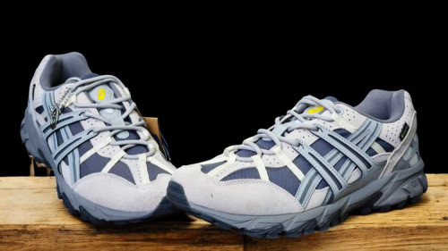 کتونی اسیکس ژل سوناما ۱۵ گورتکس/Asics Gel Sonama 15/ساخت ویتنام وارداتی /سایز ۴۴/ فروش عمده و تک