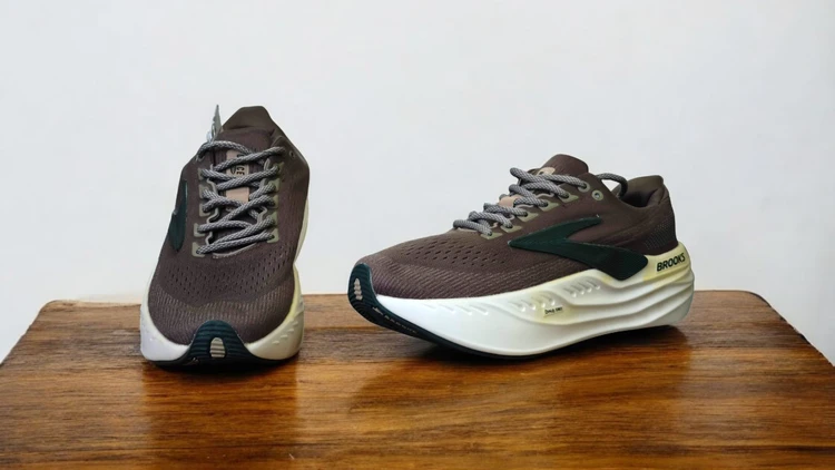کتونی مسترکوالیتی /  بروکس گلیسرین مکس ۲ / Brooks Glycerin max 2 / سایز ۴۲ / ساخت ویتنام وارداتی /  ضمانت کیفیت کالا