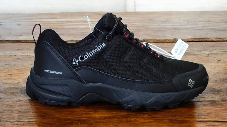 کتونی کلمبیا گورتکس زیره ویبرام/ Columbia Peakfreak II / ساخت ویتنام وارداتی / .سایز۴۰ / فروش عمده و تک