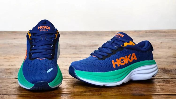 کتونی هوکا باندی 8/ Hoka bondi 8 /  کیفیت مسترکوالیتی درجه ۱/  سایز۳۹ / ساخت ویتنام وارداتی /  فروش تکی و عمده / ضمانت اصالت کالا