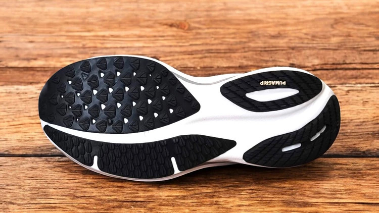کتونی پوما نیترو /Puma NITRO/ساخت ویتنام/سایز ۴۰ / فروش تکی و عمده