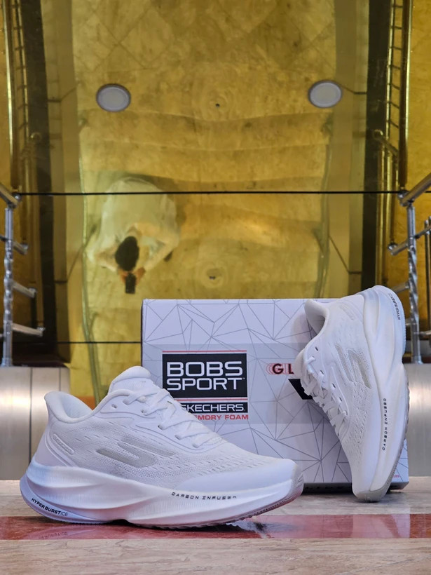 کتونی اسکیچرز هایپربرست کربن/ مسترکوالیتیa درجه یک /Skechers Hyper Burst Carbon/ساخت ویتنام وارداتی/سایز۳۷ الی ۴۰/فروش تکی و عمده ضمانت کیفیت کالا