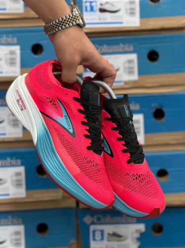 کتونی بروکس هایپریون مکس الیت ۴ / Brooks Hyperion Elite 4 / وارداتی ساخت ویتنام / سایز ۴۰ الی۴۵ / فروش تکی و عمده / ضمانت کیفیت کالا
