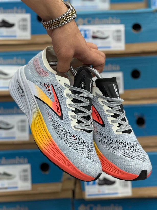 کتونی بروکس هایپریون مکس الیت ۴ /  Brooks Hyperion Elite 4 / وارداتی ساخت ویتنام / سایز ۴۰ الی۴۵ /  فروش تکی و عمده / ضمانت کیفیت کالا