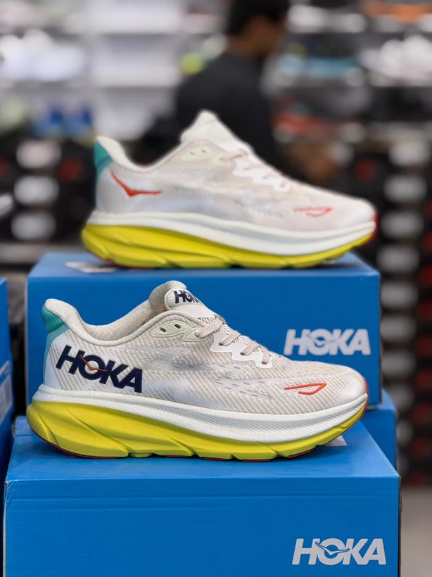 خرید هوکا کلیفتون 9 مسترکوالیتی درجه ۱/Hoka Clifton 9/ساخت ویتنام وارداتی/سایز 40الی ۴۵/فروش تکی و عمده ضمانت کیفیت کالا