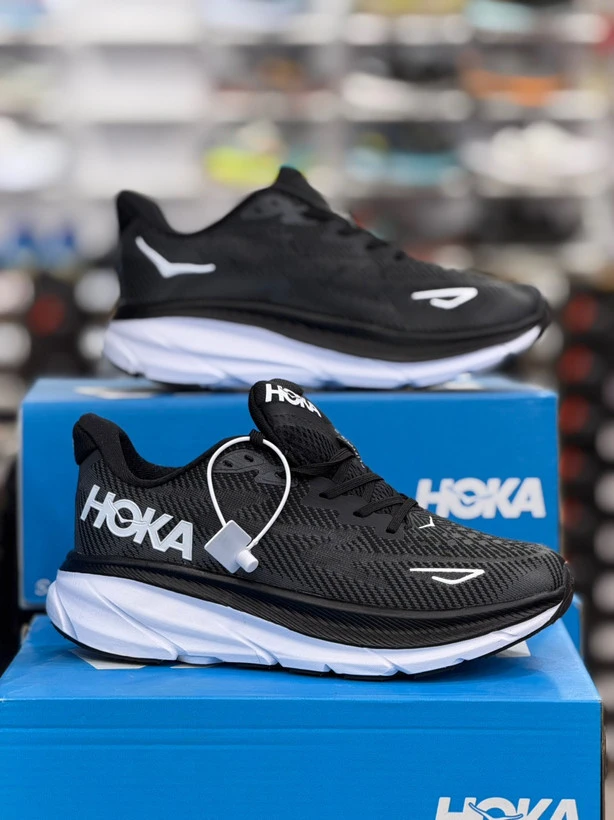 خرید هوکا کلیفتون 9 مسترکوالیتی درجه ۱/Hoka Clifton 9/ساخت ویتنام وارداتی/سایز 40الی ۴۵/فروش تکی و عمده ضمانت کیفیت کالا