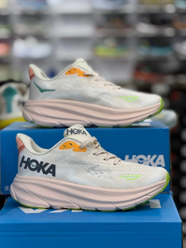 خرید هوکا کلیفتون 9 مسترکوالیتی درجه ۱/Hoka Clifton 9/ساخت ویتنام وارداتی/سایز 40الی ۴۵/فروش تکی و عمده ضمانت کیفیت کالا