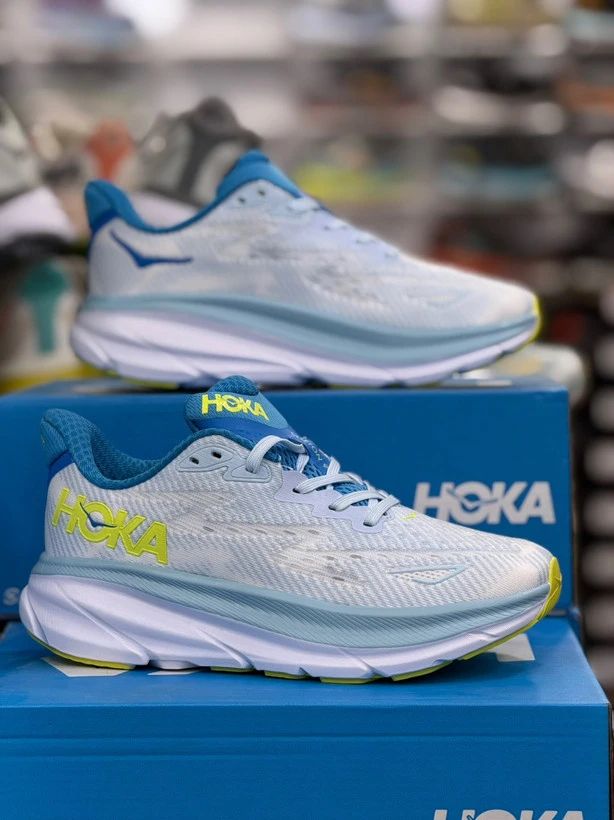 خرید هوکا کلیفتون 9 مسترکوالیتی درجه ۱/Hoka Clifton 9/ساخت ویتنام وارداتی/سایز 40الی ۴۵/فروش تکی و عمده ضمانت کیفیت کالا