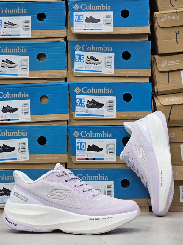 کتونی مسترکوالیتی اسکیچرز هایپر برست کربن / skechers Hyper Burst carbon / ساخت ویتنام وارداتی / سایز۳۷ الی ۴۰ /  فروش تکی و عمده /  ضمانت کیفیت کالا