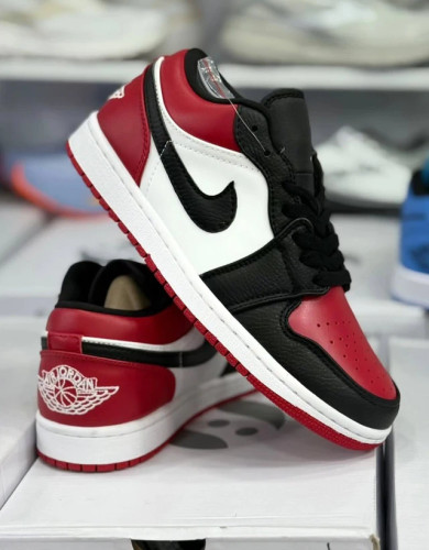 کتونی مسترکوالیتی نایک ایر جردن وان Nike Air Jordan 1 Low وارداتی ساخت ویتنام سایز ۴۰ الی ۴۵فروش تکی و عمده/ضمانت کیفیت کالا