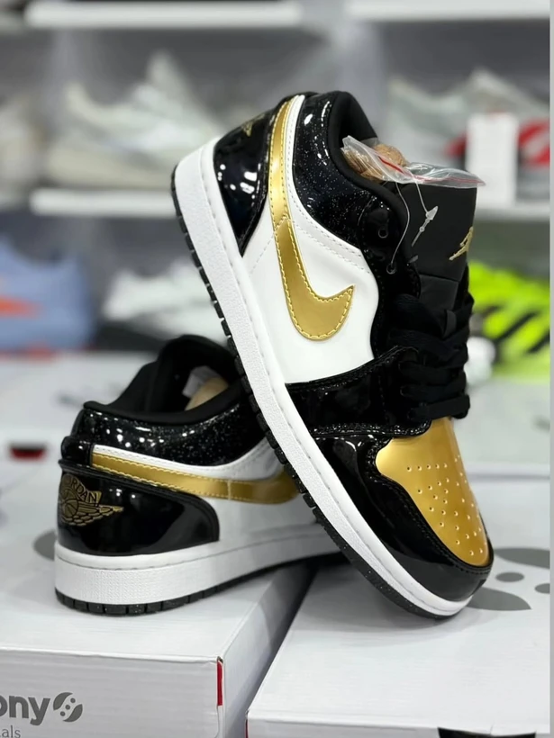 کتونی مسترکوالیتی نایک ایر جردن وان Nike Air Jordan 1 Low وارداتی ساخت ویتنام سایز ۴۰ الی ۴۵فروش تکی و عمده/ضمانت کیفیت کالا