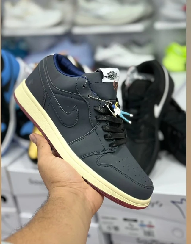 کتونی مسترکوالیتی نایک ایر جردن وان Nike Air Jordan 1 Low وارداتی ساخت ویتنام سایز ۴۰ الی ۴۵فروش تکی و عمده/ضمانت کیفیت کالا