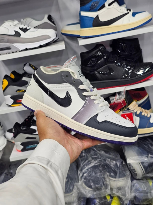 کتونی مسترکوالیتی نایک ایر جردن وان Nike Air Jordan 1 Low وارداتی ساخت ویتنام سایز ۴۰ الی ۴۵فروش تکی و عمده/ضمانت کیفیت کالا