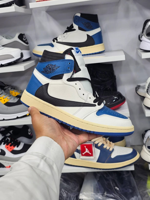 کتونی مسترکوالیتی نایک ایر جردن وان Nike Air Jordan 1 Low وارداتی ساخت ویتنام سایز ۳۸ الی ۴۵فروش تکی و عمده/ضمانت کیفیت کالا