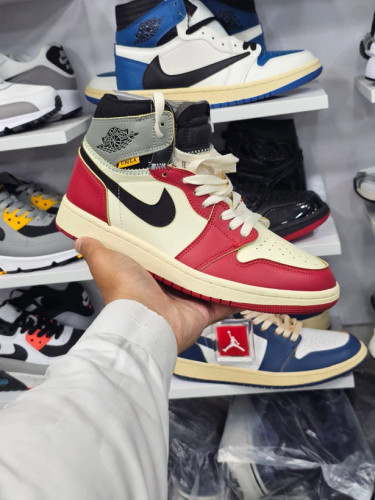 کتونی مسترکوالیتی نایک ایر جردن وان Nike Air Jordan 1 Low وارداتی ساخت ویتنام سایز ۳۸ الی ۴۵فروش تکی و عمده/ضمانت کیفیت کالا