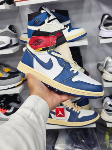 کتونی مسترکوالیتی نایک ایر جردن وان Nike Air Jordan 1 Low وارداتی ساخت ویتنام سایز ۳۸ الی ۴۵فروش تکی و عمده/ضمانت کیفیت کالا
