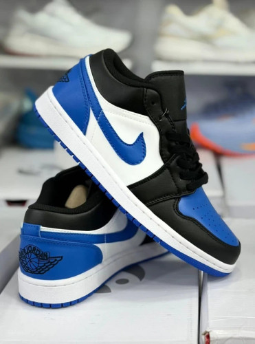 کتونی مسترکوالیتی نایک ایر جردن وان Nike Air Jordan 1 Low وارداتی ساخت ویتنام سایز ۳۸ الی ۴۵فروش تکی و عمده/ضمانت کیفیت کالا