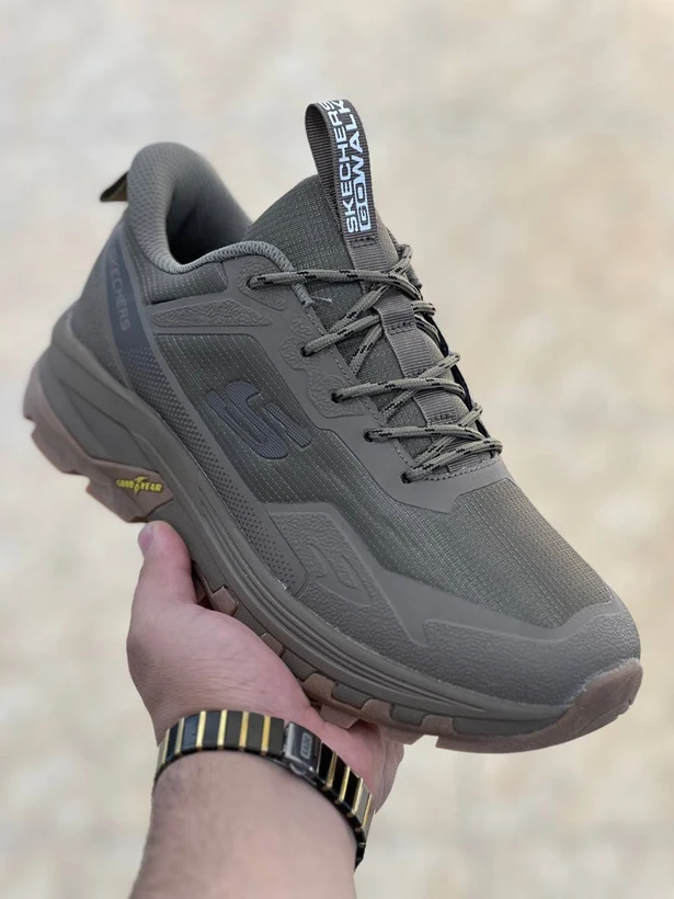 کتونی مردانه اسکیچرز گوران / ۲۰۲۶ Skechers Gorun / مموری فوم سبک و طبی و راحت/سایز۴۰ الی ۴۵ / وارداتی ساخت ویتنام /  فروش تکی و عمده /  ضمانت کیفیت کالا