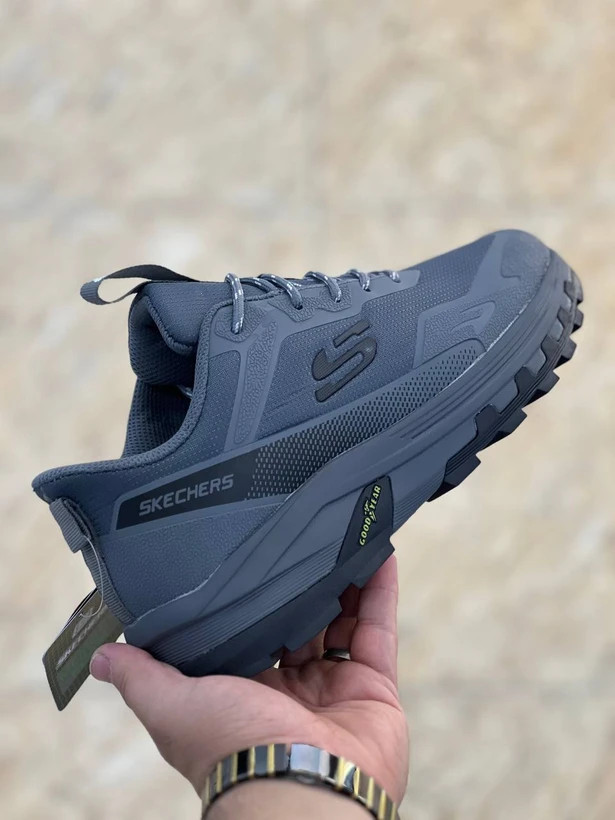 کتونی مردانه اسکیچرز گوران / ۲۰۲۶ Skechers Gorun / مموری فوم سبک و طبی و راحت/سایز۴۰ الی ۴۵ / وارداتی ساخت ویتنام / فروش تکی و عمده / ضمانت کیفیت کالا