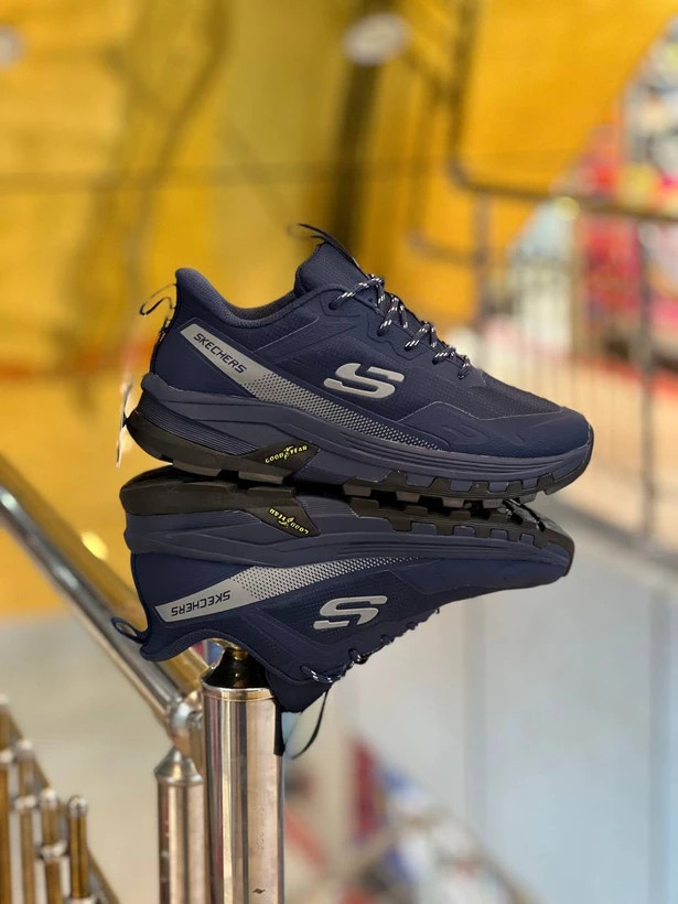 کتونی مردانه اسکیچرز گوران / ۲۰۲۶ Skechers Gorun / مموری فوم سبک و طبی و راحت/سایز۴۰ الی ۴۵ / وارداتی ساخت ویتنام / فروش تکی و عمده / ضمانت کیفیت کالا