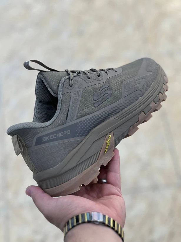 کتونی مردانه اسکیچرز گوران / ۲۰۲۶ Skechers Gorun / مموری فوم سبک و طبی و راحت/سایز۴۰ الی ۴۵ / وارداتی ساخت ویتنام / فروش تکی و عمده / ضمانت کیفیت کالا