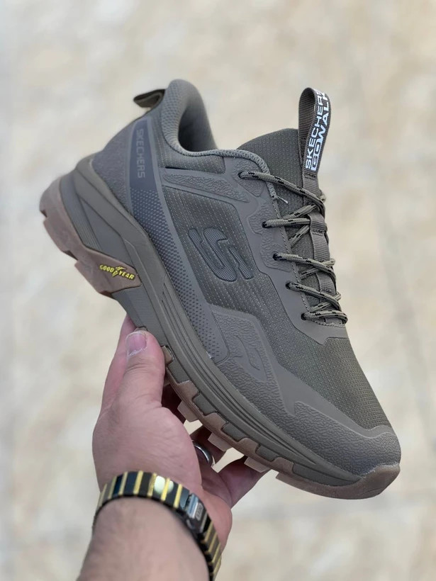 کتونی مردانه اسکیچرز گوران / ۲۰۲۶ Skechers Gorun / مموری فوم سبک و طبی و راحت/سایز۴۰ الی ۴۵ / وارداتی ساخت ویتنام / فروش تکی و عمده / ضمانت کیفیت کالا