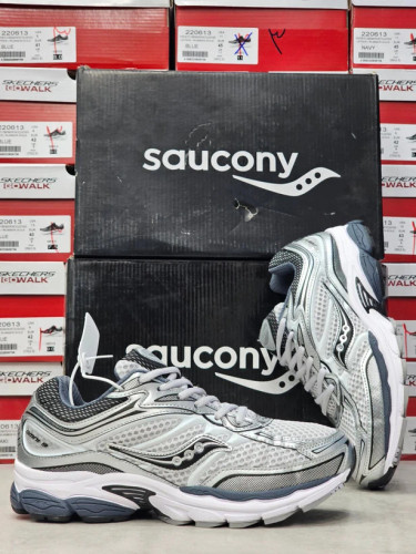 کتونی ساکونی پروگرید امنی ۹ / رانینگ و پیاده روی / Saucony omni 9 ProGrid / ساخت ویتنام واردتی / سایز۴۰ الی ۴۵ / فروش تکی و عمده / ضمانت کیفیت کالا