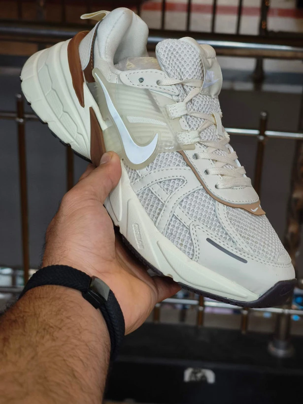 کتونی ست جذاب /  نایک وی تو کی /  Nike V2k Run /سایز 37الی۴۵ / ساخت ویتنام وارداتی /  فروش تکی و عمده / ضمانت کیفیت کالا