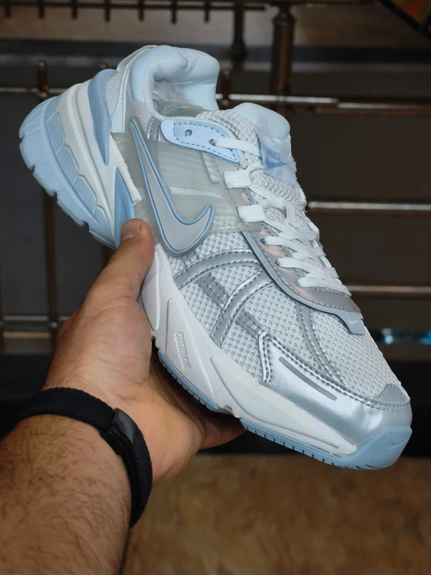 کتونی ست جذاب /  نایک وی تو کی /  Nike V2k Run /سایز 37الی۴۵ / ساخت ویتنام وارداتی /  فروش تکی و عمده / ضمانت کیفیت کالا