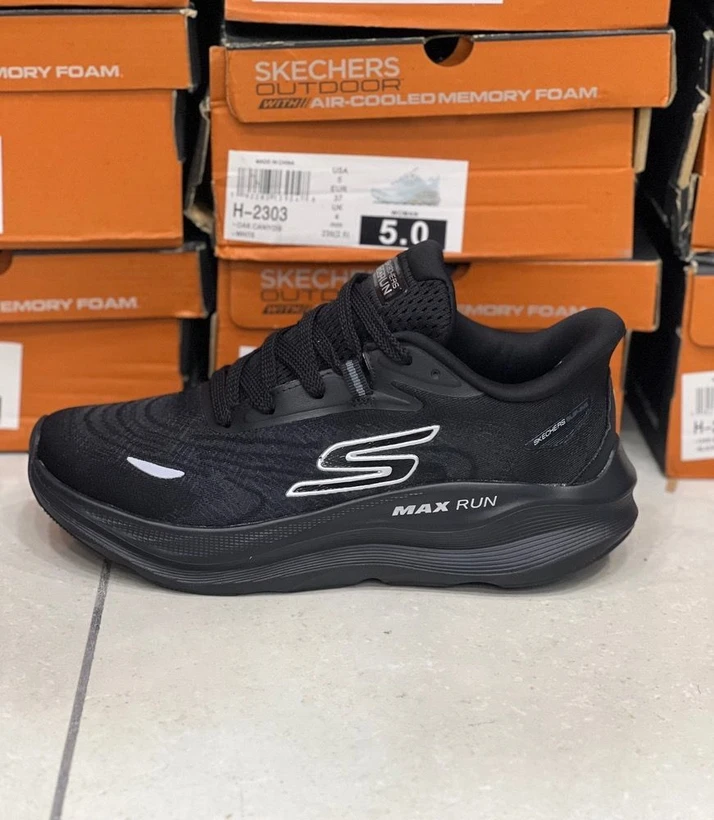 کتونی اسکیچرز مکس ران/  Skichers max run / ساخت ویتنام وارداتی /  سایز۴۰ الی۴۸ / فروش تکی و عمده /  ضمانت کیفیت کالا
