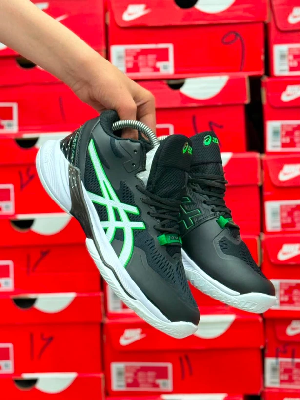 کتونی اسیکس  والیبالی مدل اسکای الیت / asics sky elite/مستر کوالیتیA بالا ترین کیفیت بازار/سایز ۴۰الی ۴۵ فروش تکی و عمده ضمانت کیفیت کالا