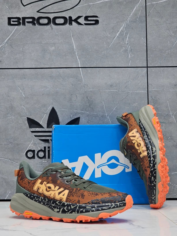 کتونی هوکا اسپید گوت ۶ مسترکوالیتی / Hoka speedgoat ۶ / ساخت ویتنام وارداتی / سایز ۴۰ الی ۴۵ / فروش تکی و عمده / ضمانت کیفیت کالا