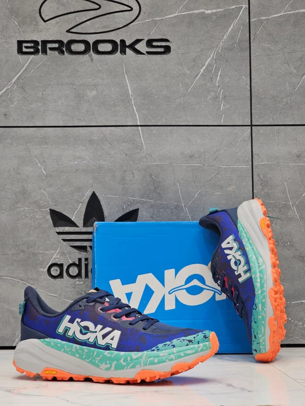 کتونی هوکا اسپید گوت ۶  مسترکوالیتی / Hoka speedgoat ۶ /  ساخت ویتنام وارداتی /  سایز ۴۰ الی ۴۵ / فروش تکی و عمده / ضمانت کیفیت کالا