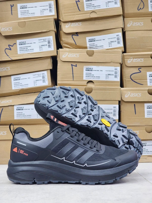 کتونی آدیداس ترکس / TERREX Agravic GTX / ساخت ویتنام وارداتی / تریل رانینگ / سایز ۴۰ الی ۴۵ / فروش تکی و عمده / دارای ضمانت کیفیت کالا