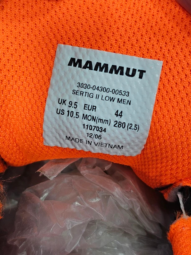 کتونی طبیعتگردی /ماموت ضد آب / Mammut Sertig II Low GTX GORE-TEX / ساخت ویتنام وارداتی / سایز ۴۰ الی ۴۵ / فروش تکی و عمده / ضمانت کیفیت کالا