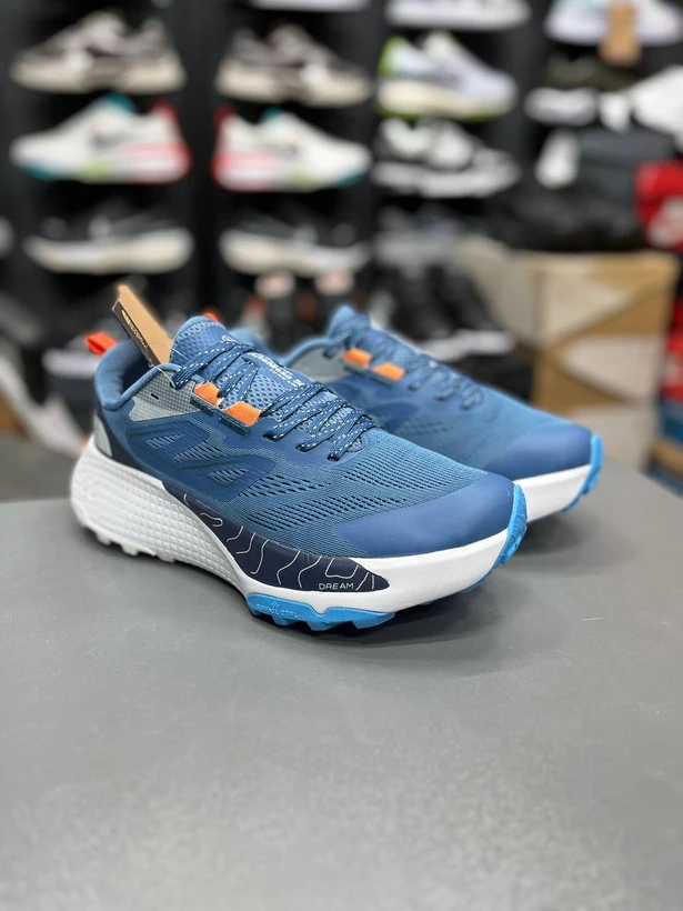 کتونی رانینگ نورث فیس آلتامسا ۵۰۰ /  North Face Altamesa 500 / ساخت ویتنام وارداتی /  سایز ۴۰ الی ۴۵ / ضمانت کیفیت کالا /  فروش تکی و عمده