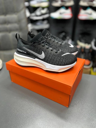 کتونی ویتنامی نایک زوم ایکس اینوینسیبل ران3 /Nike Zoom X Invincible Run 3 / ساخت ویتنام وارداتی / سایز ۴۰ الی۴۵ / فروش تکی وعمده/ضمانت کیفیت کالا