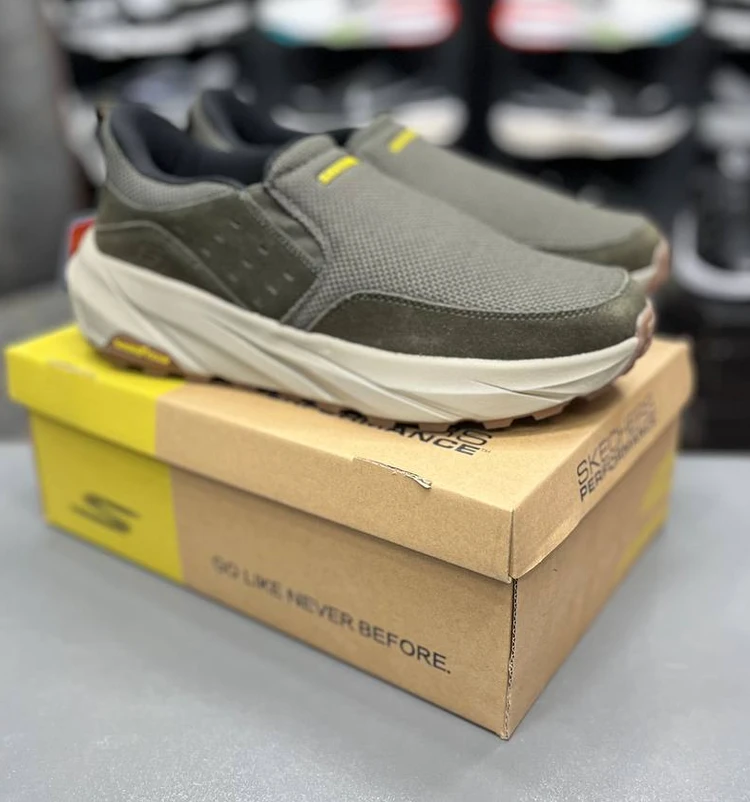 کتونی مسترکوالیتی اسکیچرز / Skechers  Goodyear / ساخت ویتنام وارداتی /  سایز 40 الی 45 / بالاترین کیفیت درجه ۱/ضمانت کیفیت کالا/فروش تکی و عمده