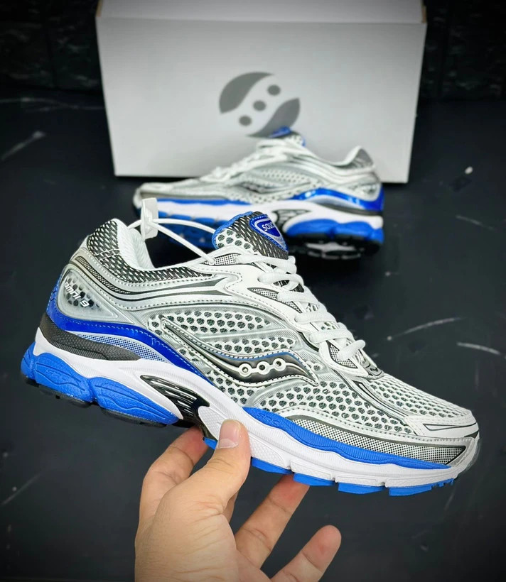 کتونی ساکونی پروگرید امنی ۹ / رانینگ و پیاده روی / Saucony omni 9 ProGrid / ساخت ویتنام واردتی / سایز۴۰ الی ۴۵ / فروش تکی و عمده / ضمانت کیفیت کالا
