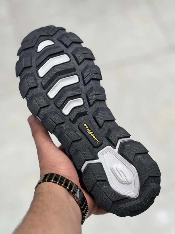 کتونی اسکیچرز پروتکت / Skechers Max Protect Goodyear / ساخت ویتنام وارداتی / سایز ۴۰ الی ۴۵ / بالاترین کیفیت درجه ۱/ضمانت کیفیت کالا/فروش تکی و عمده