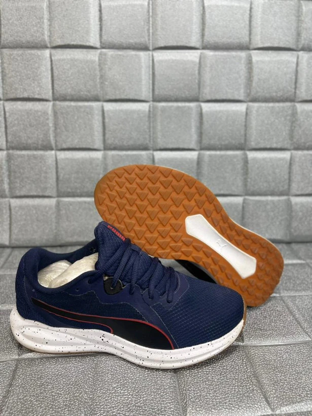 کتونی پوما / PUMA Twitch Runner Sneaker / سایز: ۴۱ / فروش به ضمانت اورجینال / استوک اروپایی