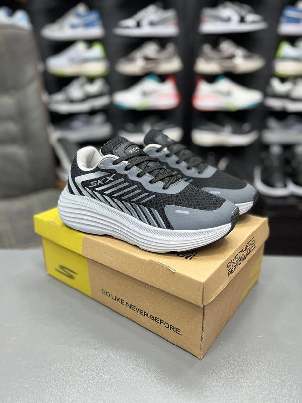 کتونی مردانه اسکیچرز / Skechers SKX / ساخت ویتنام وارداتی / سایز۴۰ الی ۴۵ / فروش تکی و عمده / ضمانت اصالت کالا