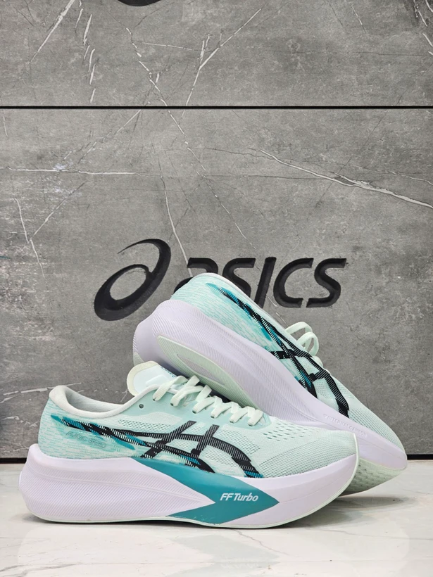 کتونی اسیکس مجیک اسپید ASICS Magic Speed ۴  / 4 /  ساخت ویتنام وارداتی / سایز40 الی۴۵ / فروش تکی و عمده / ضمانت کیفیت کالا