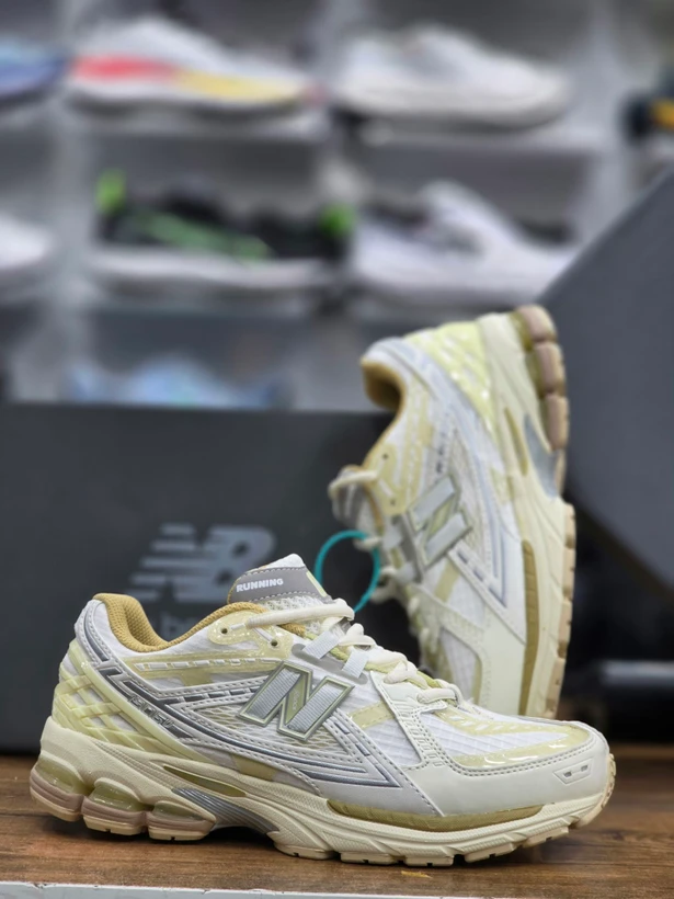 نیوبالانس ۱۹۰۶ / New balance 1906 / ساخت ویتنام وارداتی / سایز ۳۸ الی ۴۵ / فروش تکی و عمده / ضمانت کیفیت کالا