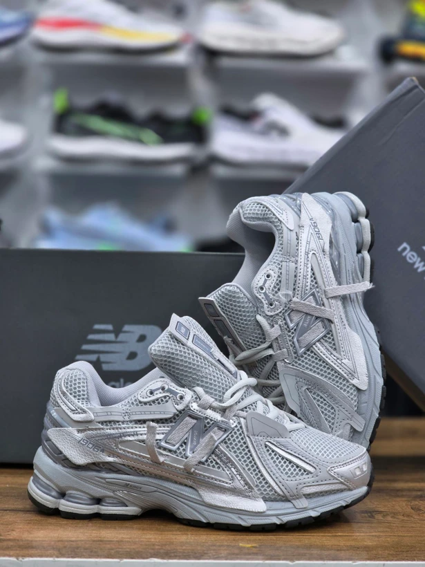 نیوبالانس ۱۹۰۶ / New balance 1906 / ساخت ویتنام وارداتی / سایز ۳۸ الی ۴۵ / فروش تکی و عمده / ضمانت کیفیت کالا