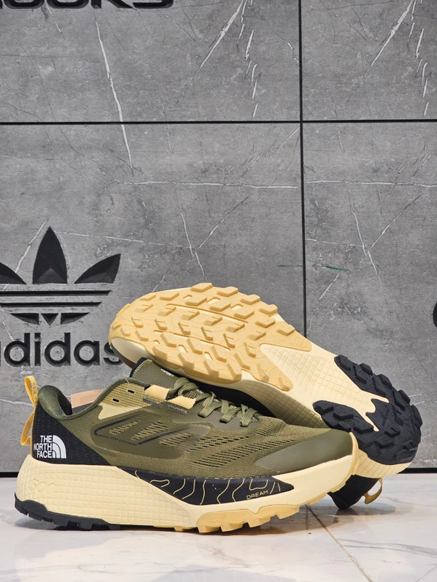 کتونی رانینگ نورث فیس آلتامسا ۵۰۰ /  North Face Altamesa 500 / ساخت ویتنام وارداتی /  سایز ۴۰ الی ۴۵ / ضمانت کیفیت کالا /  فروش تکی و عمده