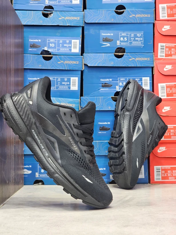 کتونی رانینگ بروکس آدرنالین۲۳ مسترکوالیتی/Brooks Adrenaline۲۳/ساخت ویتنام وارداتی/سایز۴۰ الی ۴۵/ فروش تکی و عمده/ضمانت کیفیت کالا