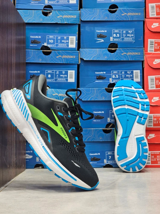 کتونی رانینگ بروکس آدرنالین۲۳ مسترکوالیتی/Brooks Adrenaline۲۳/ساخت ویتنام وارداتی/سایز۴۰ الی ۴۵/ فروش تکی و عمده/ضمانت کیفیت کالا