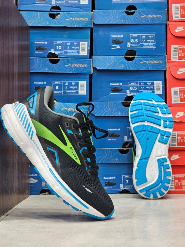 کتونی رانینگ بروکس آدرنالین۲۳ مسترکوالیتی/Brooks Adrenaline۲۳/ساخت ویتنام وارداتی/سایز۴۰ الی ۴۵/ فروش تکی و عمده/ضمانت کیفیت کالا
